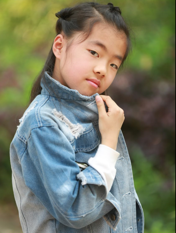 三年的舞蹈学习经历,让她从害羞文静的小女孩成长为一个阳光开朗的大